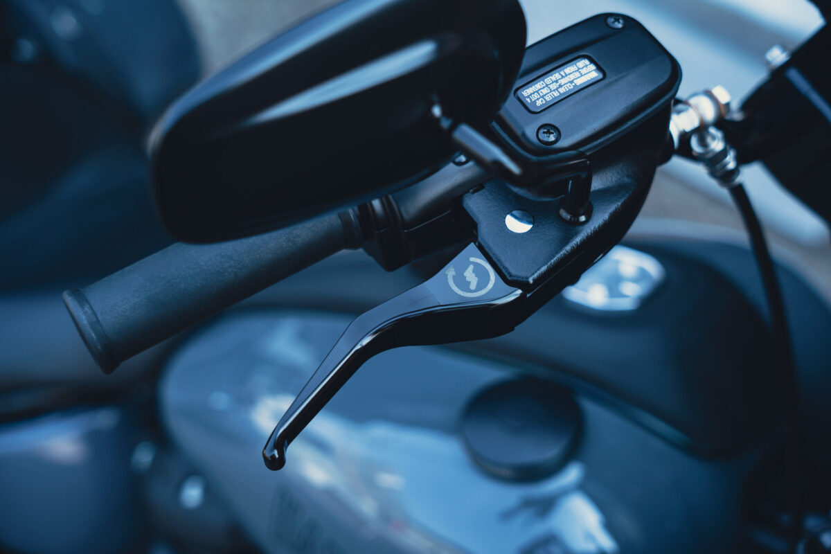 Shorty Lever M8 Softail - 画像 (4)